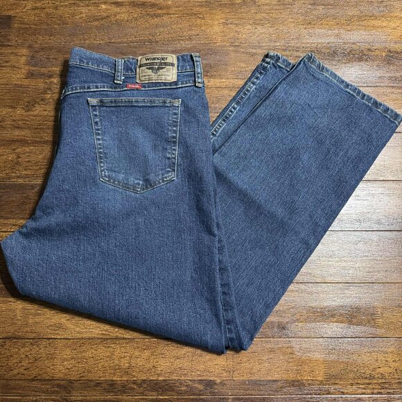 Wrangler Blue Jeans 38 x 30 Straight Jeans RN 130273 Regular Fit - Picture 1 of 15